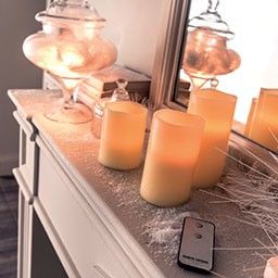 Bougeoirs, bougies et diffuseurs