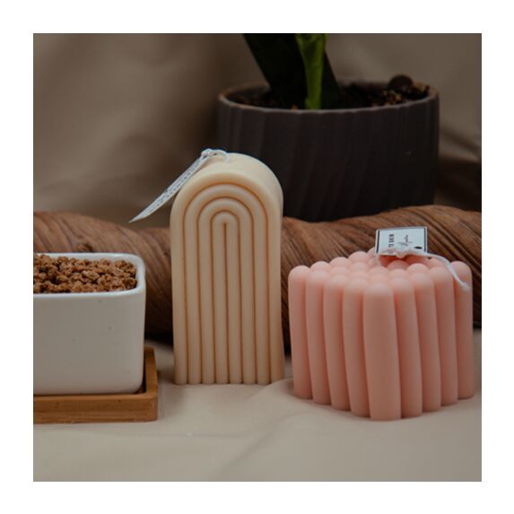 Bougie cire de soja design Dora 180 g - CHARLOTTE SKIN